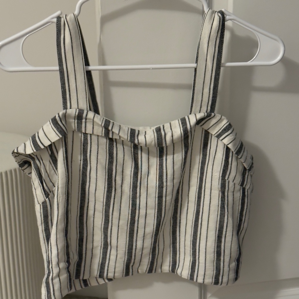 American Eagle Size S